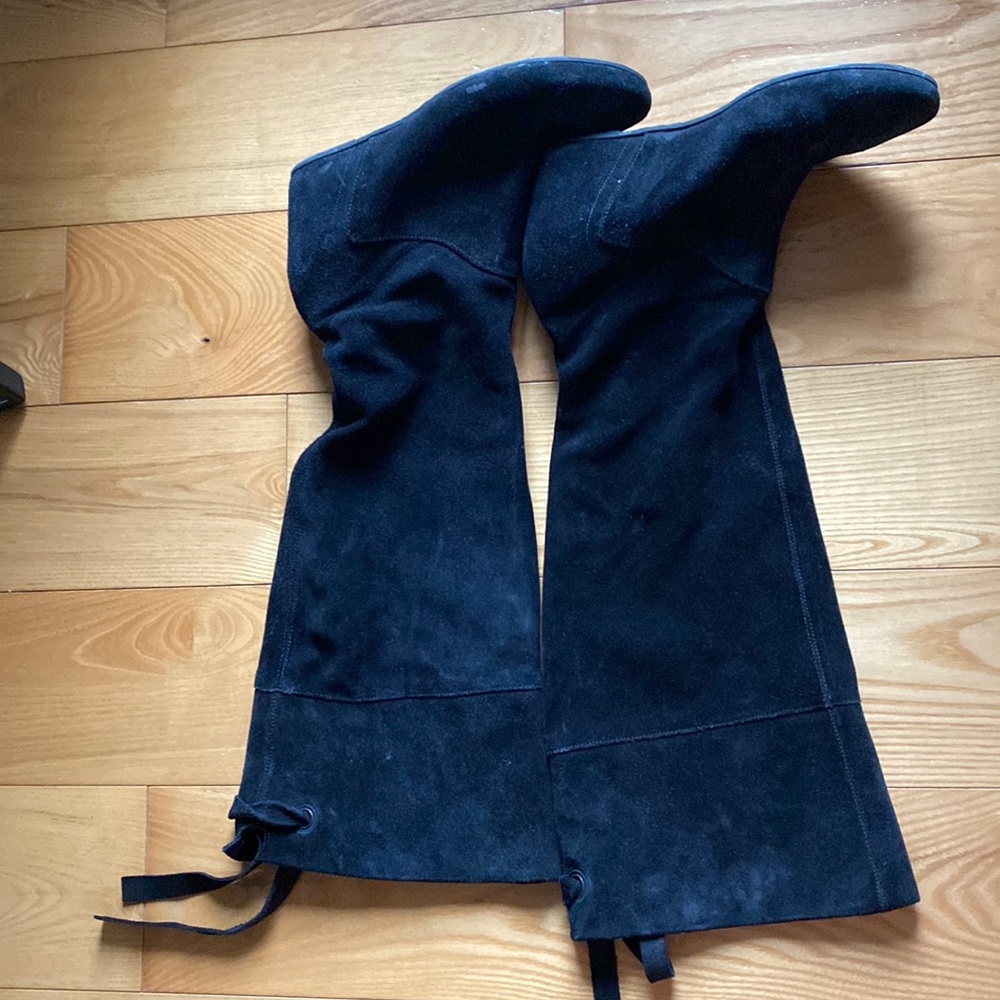 Black suede boots, size 38